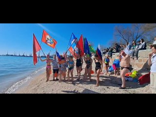 Видео от Всероссийская Федерация Зимнего Плавания