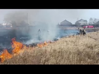 Больше 30 пожаров потушили в Хакасии в минувшие выходные, в основной массе — это палы травы