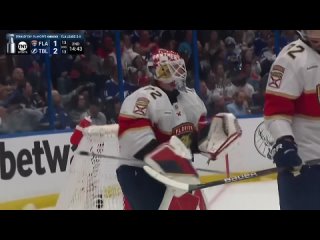 Sergei Bobrovsky makes another huge save in game 3 vs Lightning (25 apr 2024)