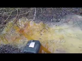 В Ашмарино кто-то загрязнил почву и реку, раскурочив трансформатор в садовом обществе
