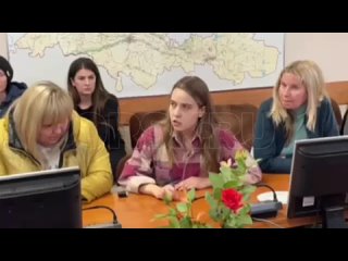 Очень хорошие вопросы властям Орска и Оренбургской области задаёт жительница пострадавшего от наводнения города.