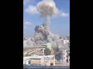 Así bombardeó hoy el ejército sionista los alrededores del Hospital Bautista en el norte de Gaza, con una bomba de 1 tonelada