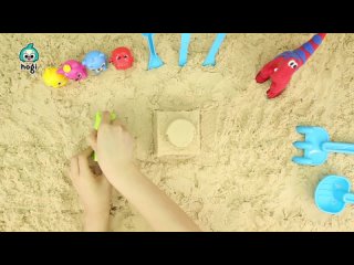 Playing with sand!   Pokis Toy Lab   Toy Review   Dinosaur Dance Dance   Play with Hogi