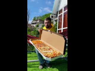 Запуск в Сочи доставки метровой пиццы Epic Pizza