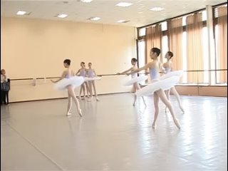 Bolshoi Ballet Academy Exam _ Russian Ballet school _ Госэкзамен по Классическому танцу МГАХ - 2011