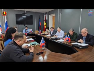 Глава муниципального образования городского округа Енакиево провёл еженедельное аппаратное совещание