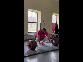 Грузинский супертяж-Лаша Талахадзе толкает 240 кг