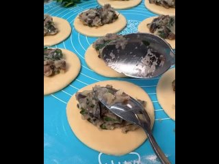 Рецепт Фуршетные пирожки с грибами и картофелем