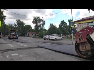 Губернатор Владимир Мазур поручил готовить график гарантийного ремонта дорог и выяснить причины разрушения дорожного покрытия