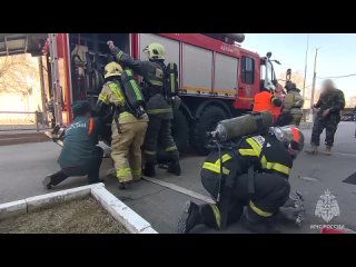 Пожарные МЧС России и Росгвардия провели совместную тренировку