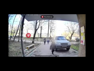 На улице Голованова малолетние воришки украли розовый велосипедик.