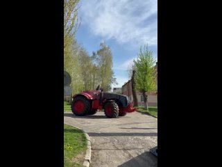 МТЗ передал первый белорусский беспилотный трактор брестскому вузу...