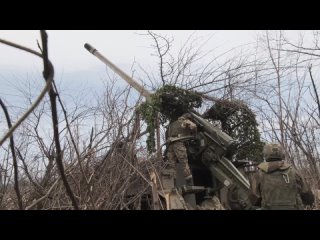 Расчёты гаубиц Гиацинт-С группировки войск Центр уничтожили огневые средства ВСУ на Авдеевском направлении
