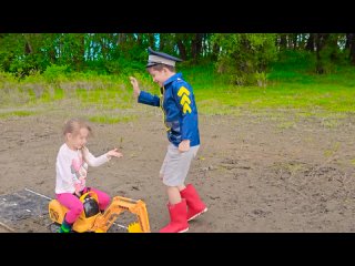 Darius and Francesca Play Locked Tractors and saved tractors from mud   Kids Stories