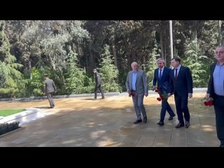 В рамках визита в Азербайджанскую республику Заур Аскендеров в сопровождении руководителя представительства Россотрудничества в