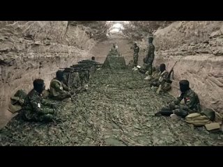 Йеменские воины демонстрируют готовность подразделений, находящихся в подземных туннелях.