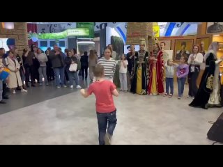 Ингушетия научила жителей из разных регионов России национальным танцам