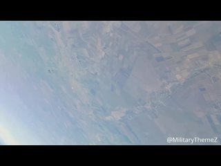 Видео сброса четырех авиабомб ФАБ-500 с УМПК российским истребителем-бомбардировщиком Су-34