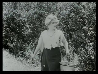 БРОДЯГА-МУЗЫКАНТ (1916) - короткометражка, мелодрама, комедия. Чарльз Чаплин