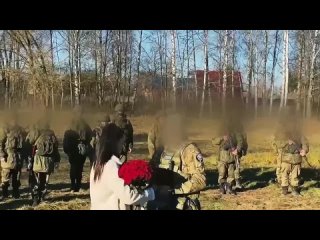 Нижегородский военнослужащий сделал предложение своей невесте в зоне СВО. Жених боевой офицер - начальник службы подразделения Б