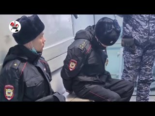 Росгвардейцы поймали фальшивых полицейских.mp4