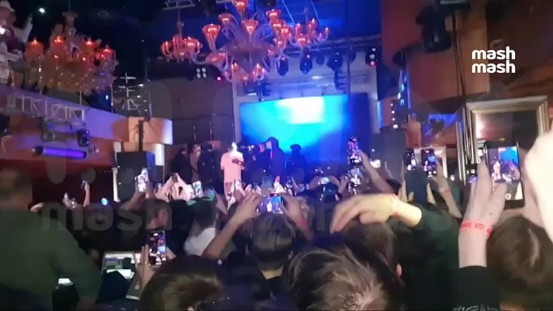 Рэпера Платина задержали во время концерта в томском клубе Face, где музыкант отмечал свой день рождения