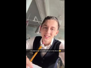 Чел записал видео из государственной школы в Бронксе