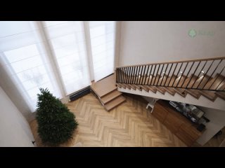 Стильная лестница в дизайнерском интерьере #рмкедр #лестницыказань
