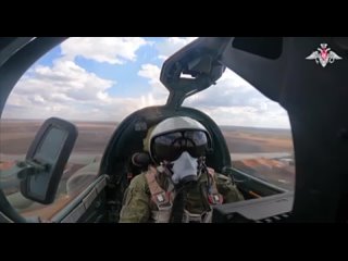 Щурмови самолет Су-25 на ВКС на РФ унищожи опорен пункт на ВСУ в зоната на СВО