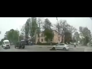 🚗🚗🚗 В Курске женщина сбила пенсионера

43-летняя автоледи на Hyundai Solaris при повороте налево снесла 63-летнего мужчину.