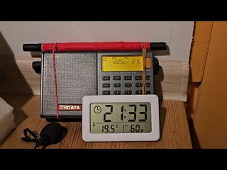 [Vertak-Shop Винтажная аудиотехника из Японии] А ваш XHDATA D-808 так может? 225 кгц. Polskie Radio Jedynka