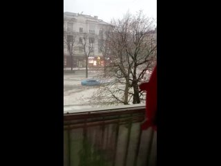 В Нальчике сильнейший ливень с градом затопил город