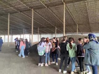 В Любимовке для школьников организовали экскурсию на сельскохозяйственное предприятие