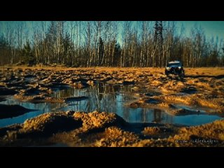 Jeep Cherokee slow off-road driving