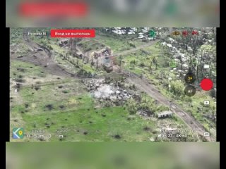 Travaux de drones à la périphérie de Krasny, dans les endroits où se trouvent encore les forces armées ukrainiennes