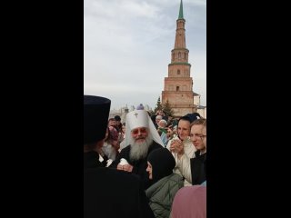 Сотню белых голубей выпустили в небо в Казани в честь праздника Благовещения