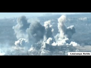 Новый мощнейший удар российской авиации по Часову Яру.
