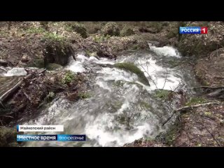 Более 70 человек пешком прошли по маршруту от Яворовой поляны до Гузерипльского перевала, где в 1942 году проходили кровопролитн