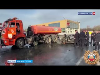 Ехали  всемером: стали известны подробности страшного ДТП с пятью погибшими молодыми ребятами в Уфе