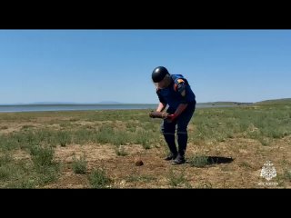 В Ленинском районе пиротехниками МЧС России были уничтожены взрывоопасные предметы времён ВОВ