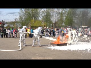 День работников организаций пожарной безопасности - в парке Скитские пруды