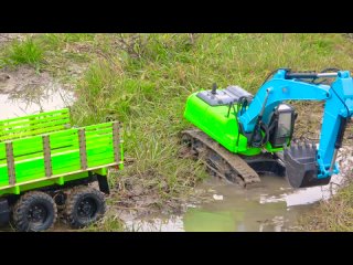 RC Excavator Truck vs Zil 131 6x6 Off Road Mud Racing Challenge
