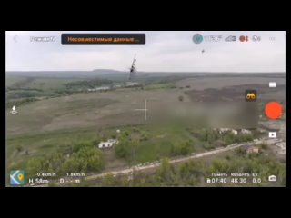 Наш штурмовик Су-25СМ пролетел в паре см от дрона!