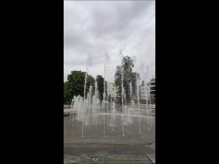 Пробный пуск фонтана прошел на Советской площади.