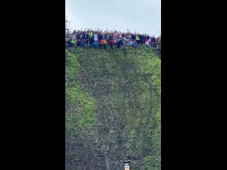 какие только человек не придумает изощрённые способы нанести себе увечие... - Максим Токамак