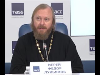 🔸В РПЦ заявили, что проблему домашнего насилия в российских семьях придумали, «равняясь на Запад», а на самом деле... (видео)