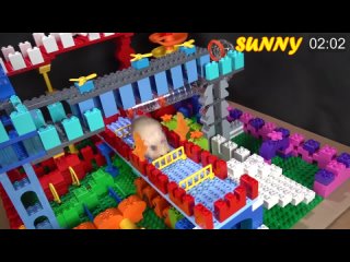 Hamster A-MAZE-ING LEGO Obstacle Course