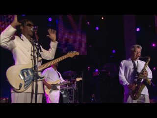 Nile Rodgers & Chic - Live At Montreux 2004