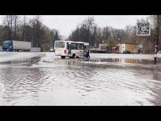 Паводок после ливня - Ливневка не работает. Балахна. Мкр. Правдинск.  (Дк. Волга) время 16:08 от Дежурного.