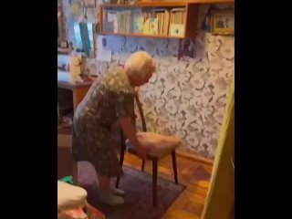 НЕВЕРОЯТНО, бабушке 92года